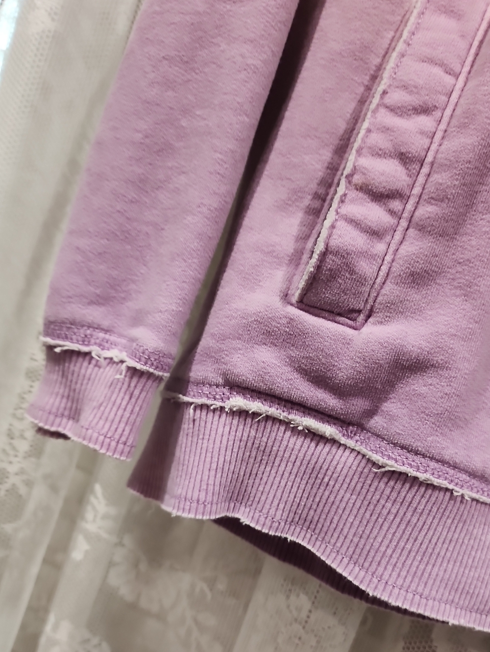 HOLLISTER SWEATSHIRT - Picture 6 of 9